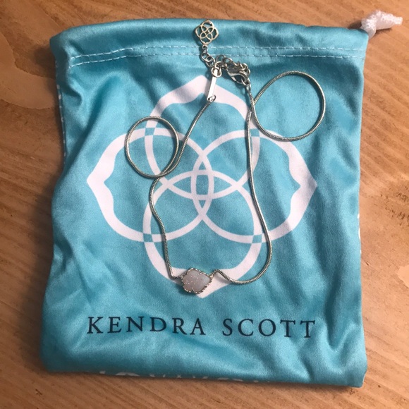 Kendra Scott Jewelry - kendra scott necklace